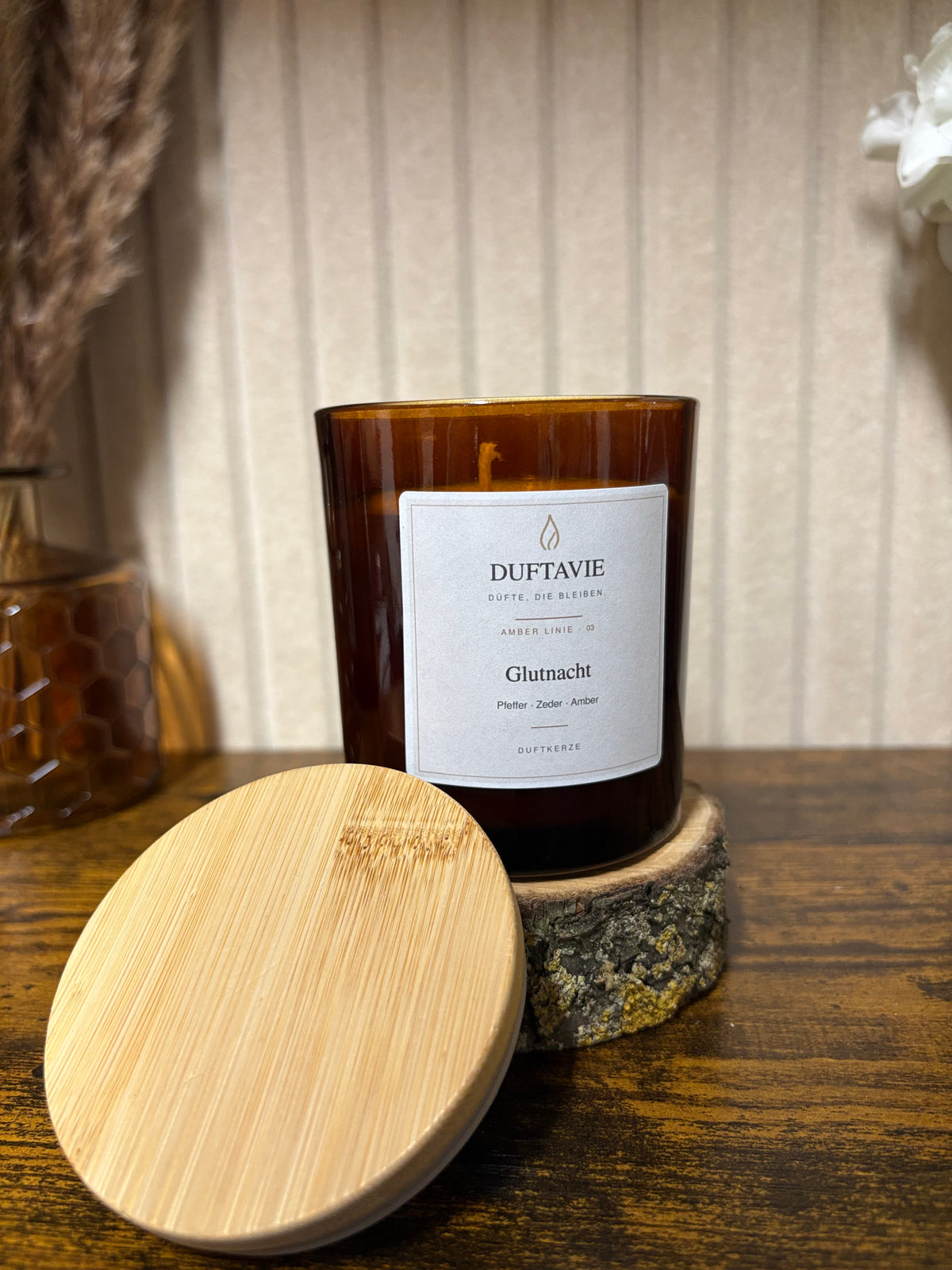 Glutnacht – Duftkerze mit Pfeffer, Zeder und Amber