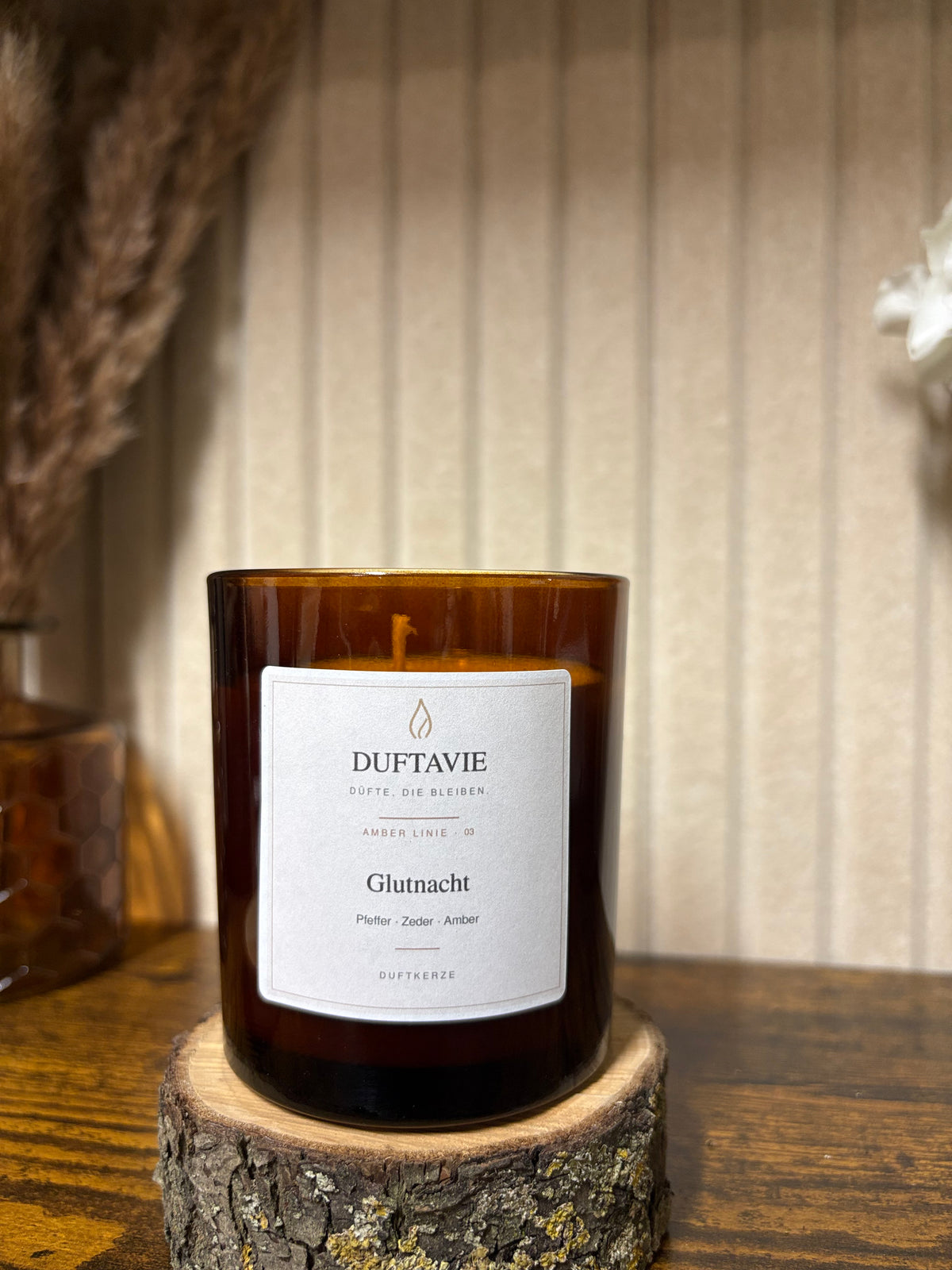 Glutnacht – Duftkerze mit Pfeffer, Zeder und Amber