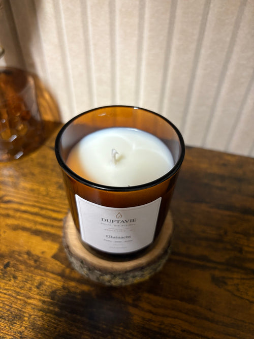 Glutnacht – Duftkerze mit Pfeffer, Zeder und Amber
