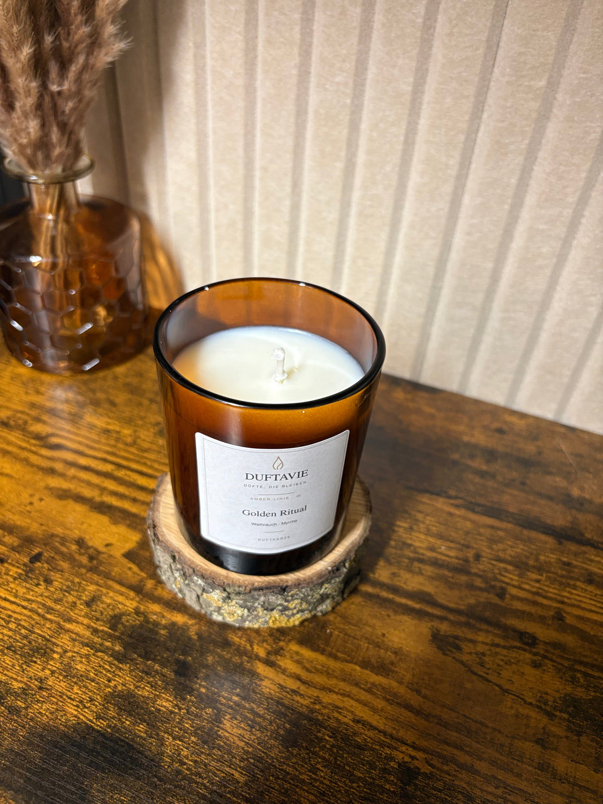 Golden Ritual – Duftkerze mit Weihrauch und Myrrhe